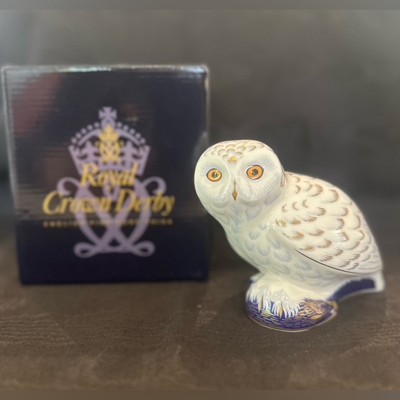 ROYAL CROWN DERBY “Snowy Owl” - Paperweights by Crown Derby - Picture 2 of 12